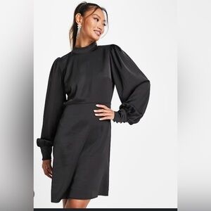 NWL EXPRESS size L Elegant Black Women's Dress